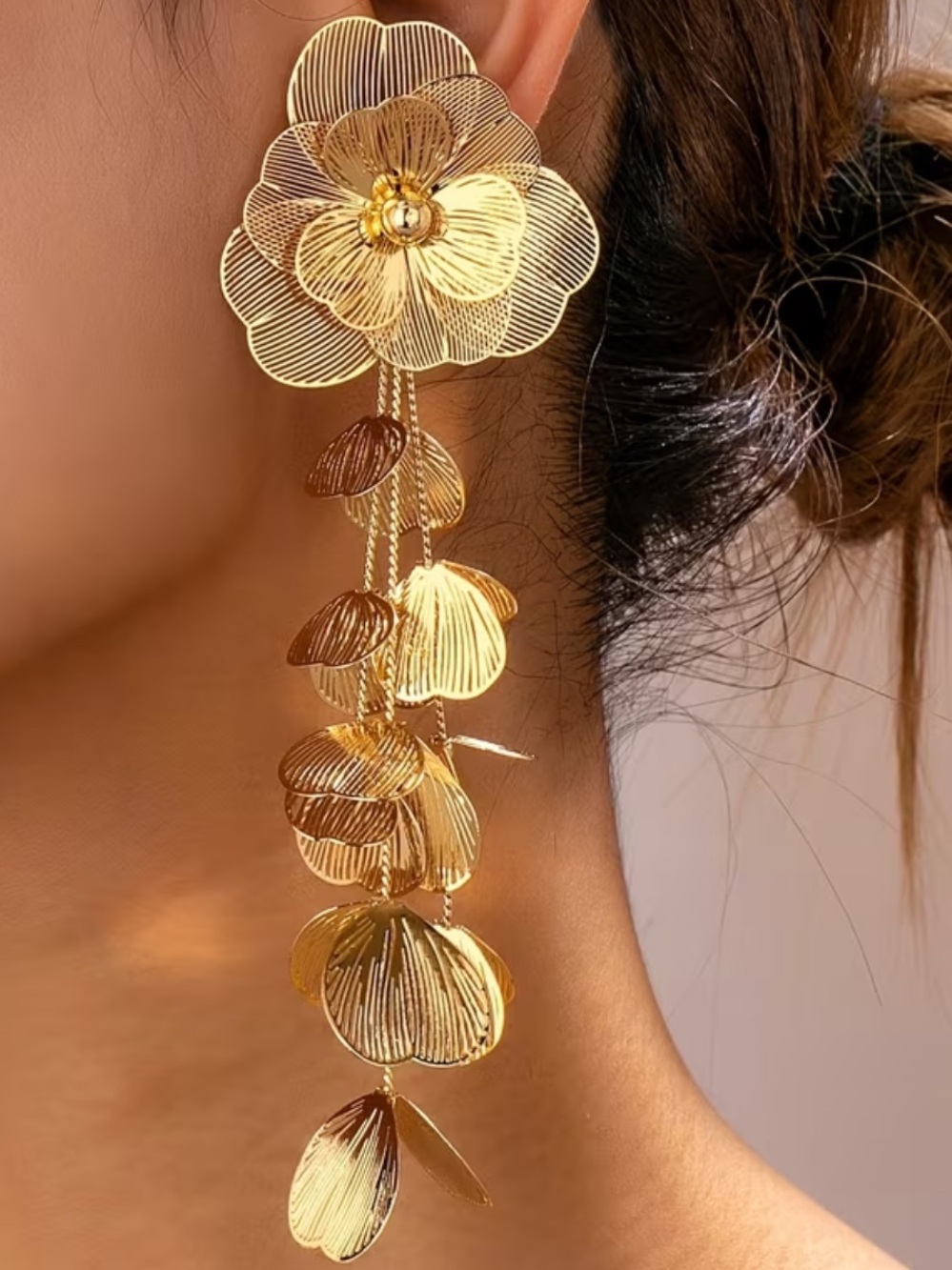 New Anthropologie Gold Floral Drop Earrings